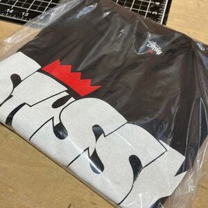 Stussy Men's Black and Grey T-shirt